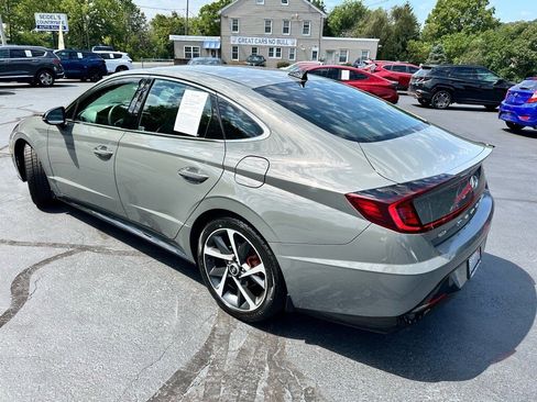 Used 2021 Hyundai Sonata SEL Plus w/ Preferred Accessory Package image 4