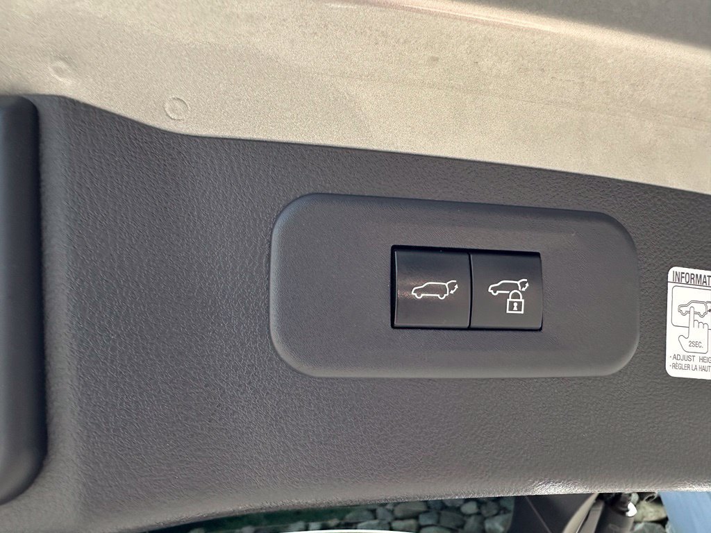 Used 2022 Lexus NX 350h AWD w/ Vision Package image 28