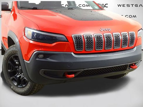 Used 2019 Jeep Cherokee Trailhawk w/ Comfort/Convenience Group image 48
