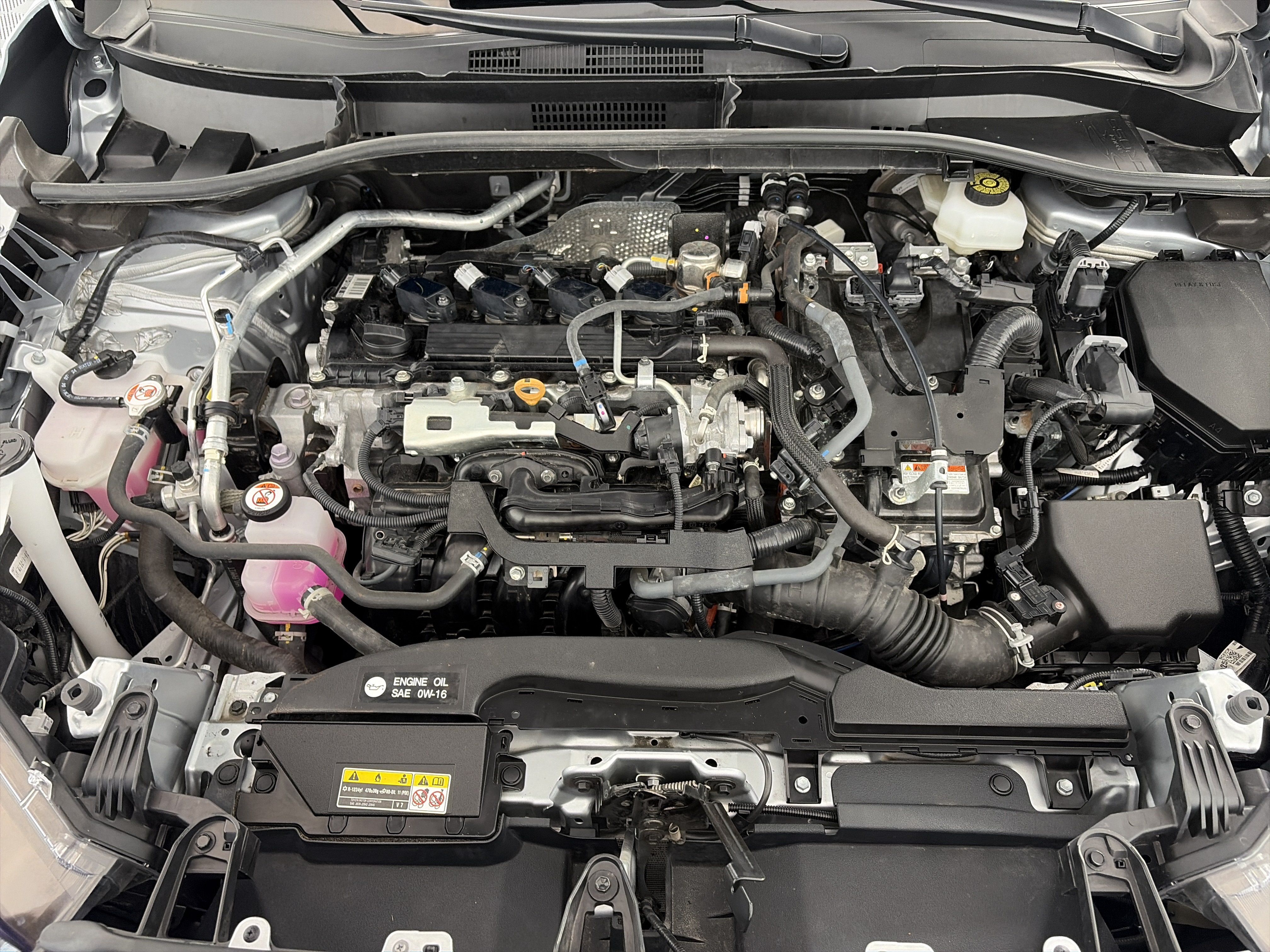 Used 2025 Toyota Corolla Cross AWD Hybrid image 11