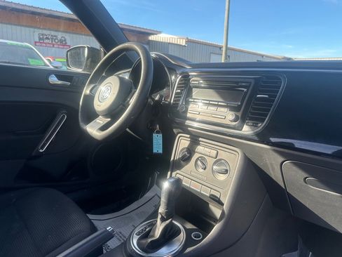 Used 2012 Volkswagen Beetle 2.5 image 8