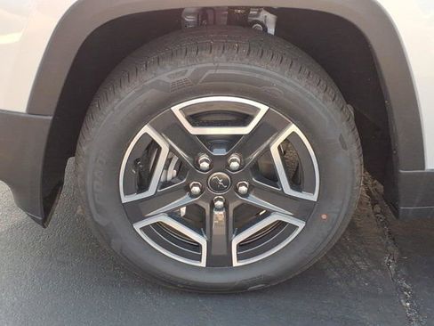 New 2026 Jeep Cherokee Laredo AWD/4WD image 20