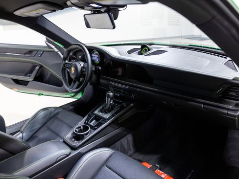 Used 2022 Porsche 911 GT3 image 33