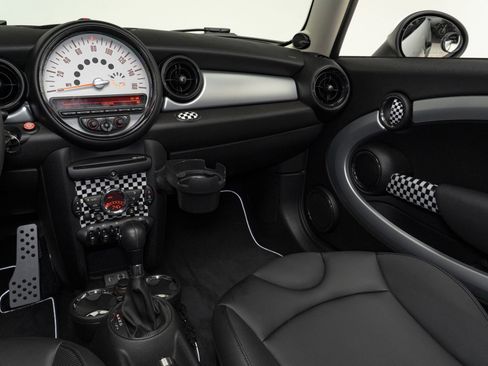 Used 2013 MINI Cooper S FWD image 34