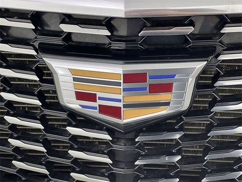 Certified 2022 Cadillac XT5 Premium Luxury image 32