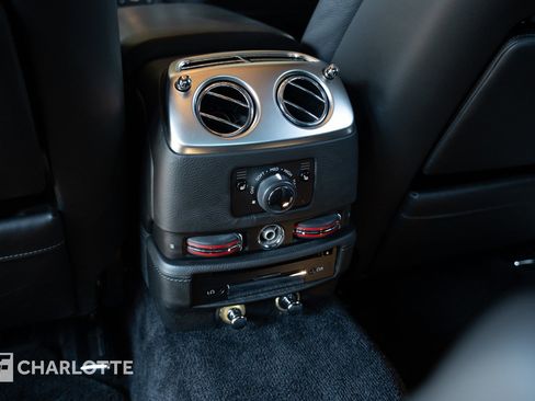 Used 2016 Rolls-Royce Ghost image 34