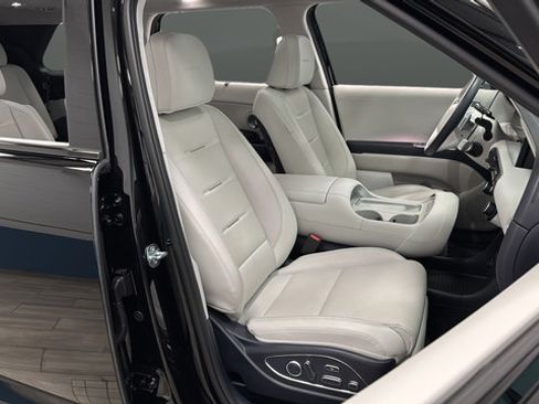 Used 2026 Hyundai Palisade Calligraphy AWD/4WD image 25