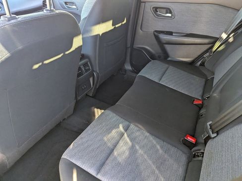 Certified 2023 Nissan Rogue SV image 15