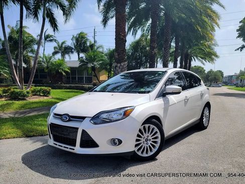 Used 2012 Ford Focus Titanium image 4