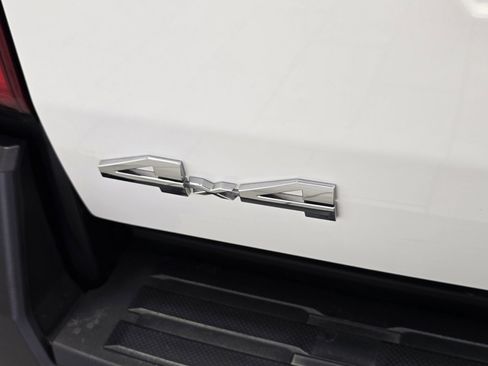 Certified 2024 Toyota Tacoma SR AWD/4WD image 16