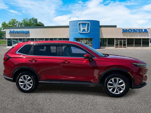 Certified 2025 Honda CR-V LX image 3
