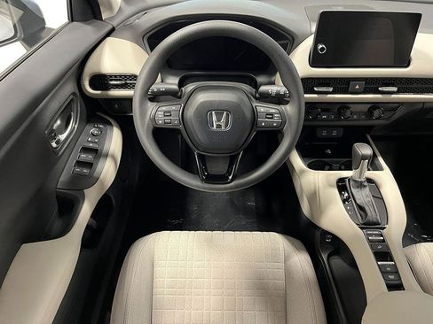New 2026 Honda HR-V LX image 18