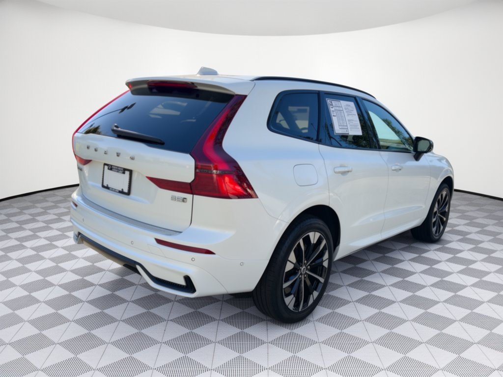 Certified 2026 Volvo XC60 B5 Plus AWD/4WD image 9