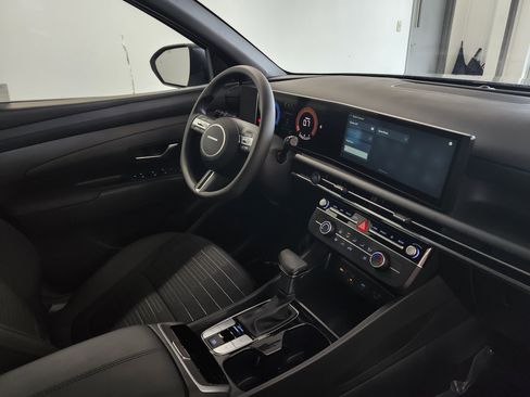 New 2026 Hyundai Santa Cruz SE image 4