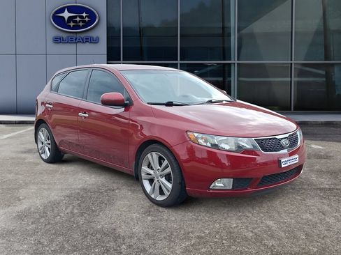 Used 2012 Kia Forte SX w/ Tech Pkg FWD image 4