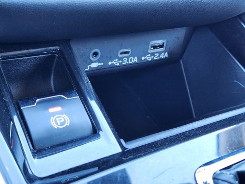 Certified 2023 Subaru Outback Premium image 22