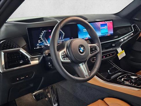 New 2026 BMW X5 sDrive40i image 3
