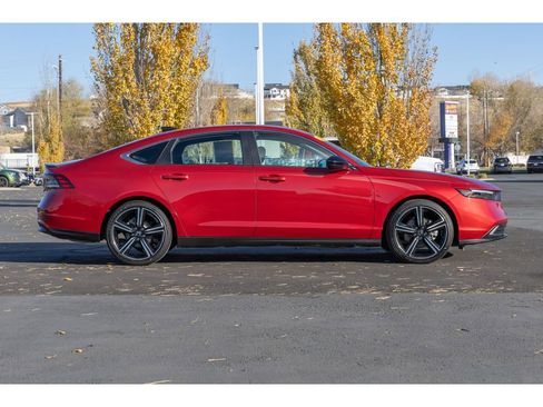 Used 2024 Honda Accord Sport image 2