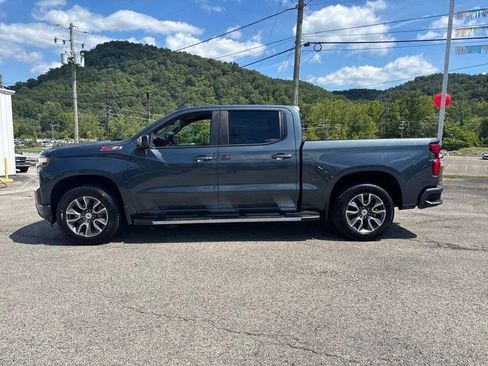 Used 2020 Chevrolet Silverado 1500 RST image 2