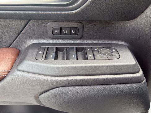 Used 2025 Toyota Land Cruiser w/ Premium Package AWD/4WD image 8