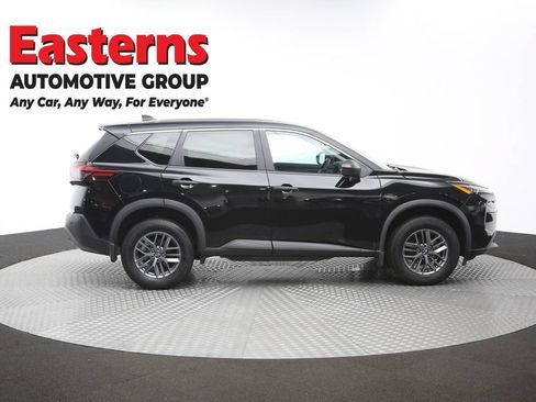 Used 2023 Nissan Rogue S AWD/4WD image 39