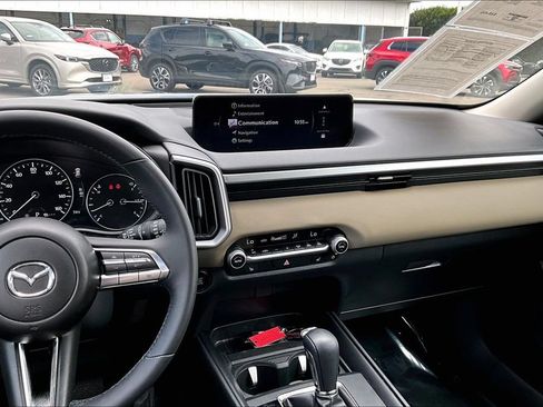 Certified 2025 MAZDA CX-50 AWD 2.5 S w/ Preferred Package image 6
