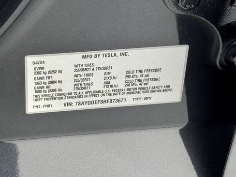 Used 2024 Tesla Model Y Performance image 48