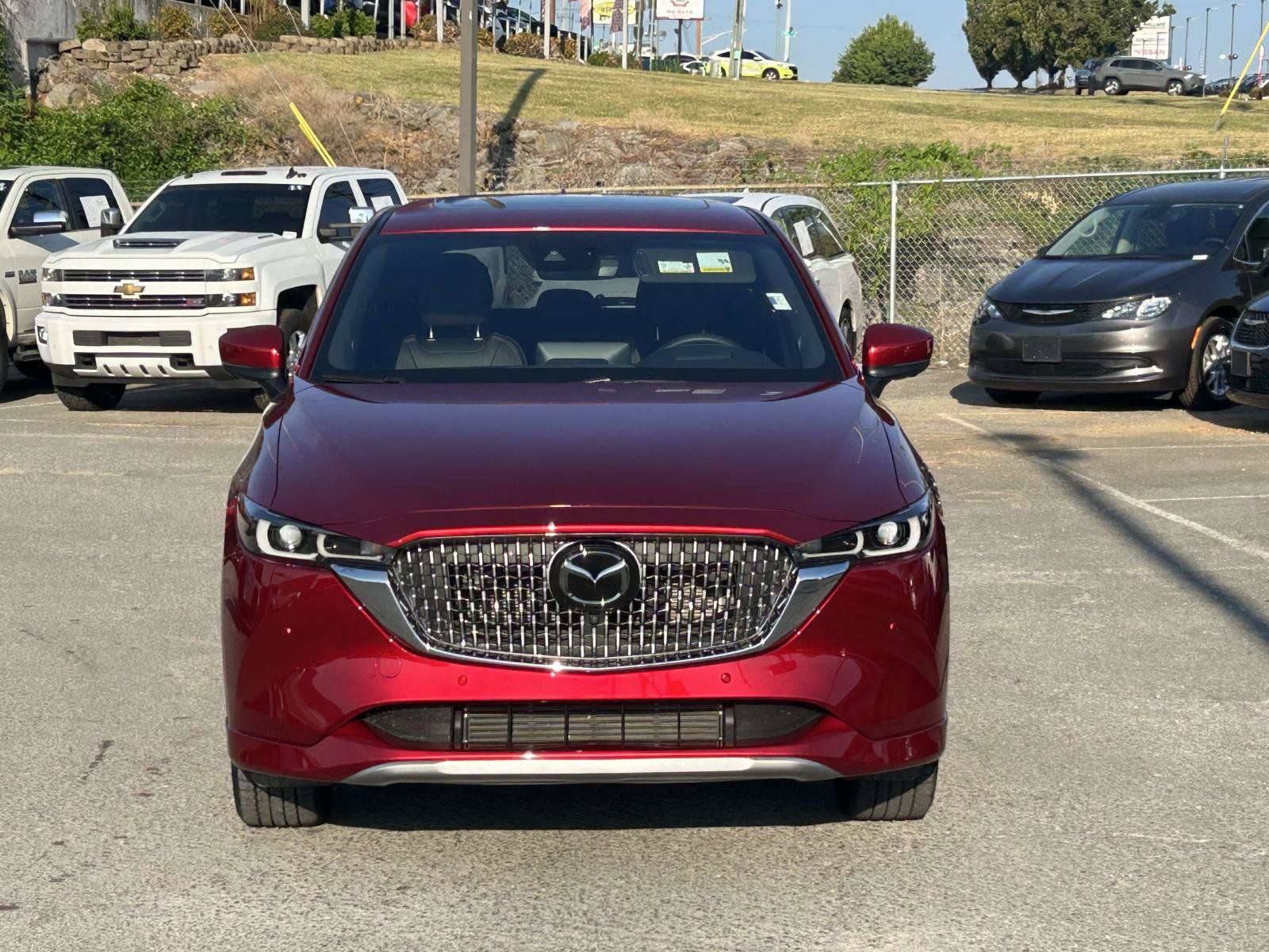Used 2025 MAZDA CX-5 Signature AWD/4WD image 2