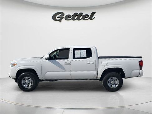Certified 2023 Toyota Tacoma SR AWD/4WD image 7