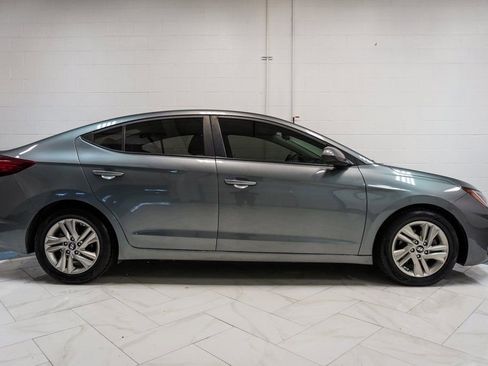 Used 2019 Hyundai Elantra SEL FWD image 34