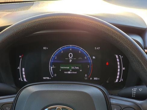 Used 2026 Toyota Corolla LE FWD image 14