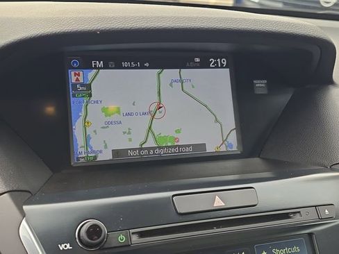 Used 2017 Acura MDX SH-AWD w/ Advance Package image 25