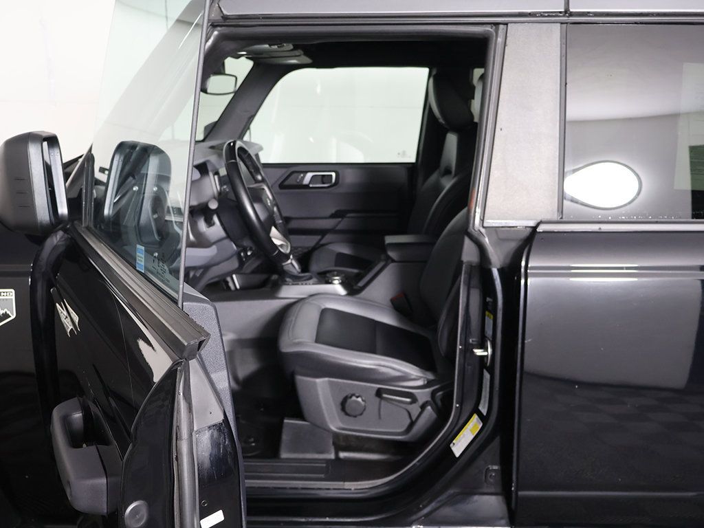 Used 2024 Ford Bronco Big Bend w/ Sasquatch Package AWD/4WD image 27
