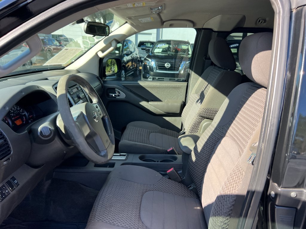 Used 2012 Nissan Frontier SV RWD image 8
