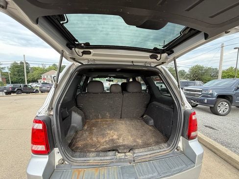 Used 2010 Ford Escape XLT FWD image 25