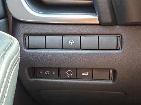 Used 2023 Nissan Rogue SV w/ SV Premium B Package FWD image 25