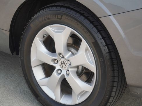 Used 2010 Honda Crosstour EX-L image 6