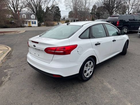 Used 2015 Ford Focus S image 7