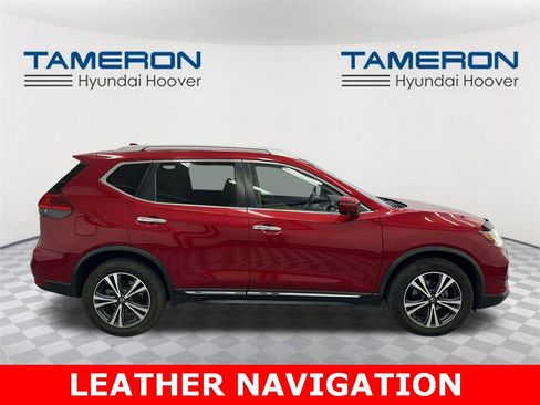 Used 2017 Nissan Rogue SL image 6
