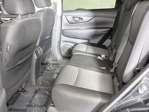 Used 2019 Nissan Rogue SV AWD/4WD image 27