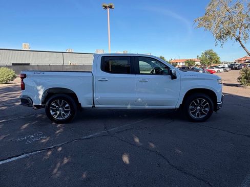 Used 2020 Chevrolet Silverado 1500 LT image 10