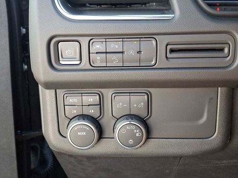 Certified 2023 Chevrolet Tahoe Premier image 25