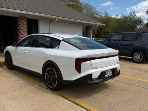 Used 2025 Kia K4 GT-Line w/ GT-Line Premium Package image 5