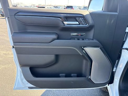New 2026 GMC Sierra 1500 AT4X AWD/4WD image 15