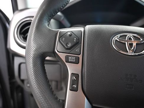 Used 2022 Toyota Tacoma SR5 AWD/4WD image 24