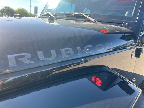 Used 2013 Jeep Wrangler Unlimited Rubicon w/ Dual Top Group AWD/4WD image 24