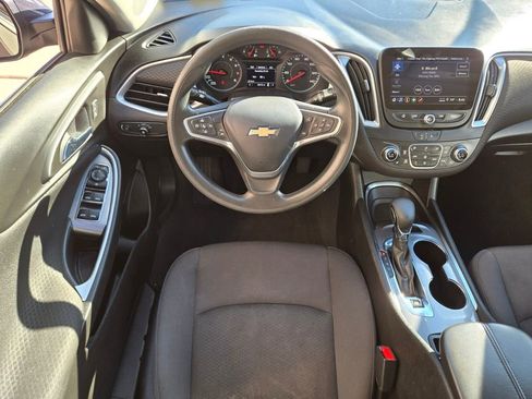 Used 2023 Chevrolet Malibu LT image 14