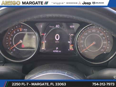 Used 2022 Jeep Gladiator Overland w/ Popular Equipment Package AWD/4WD image 29
