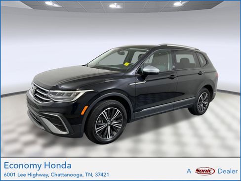 Used 2024 Volkswagen Tiguan Wolfsburg Edition image 1