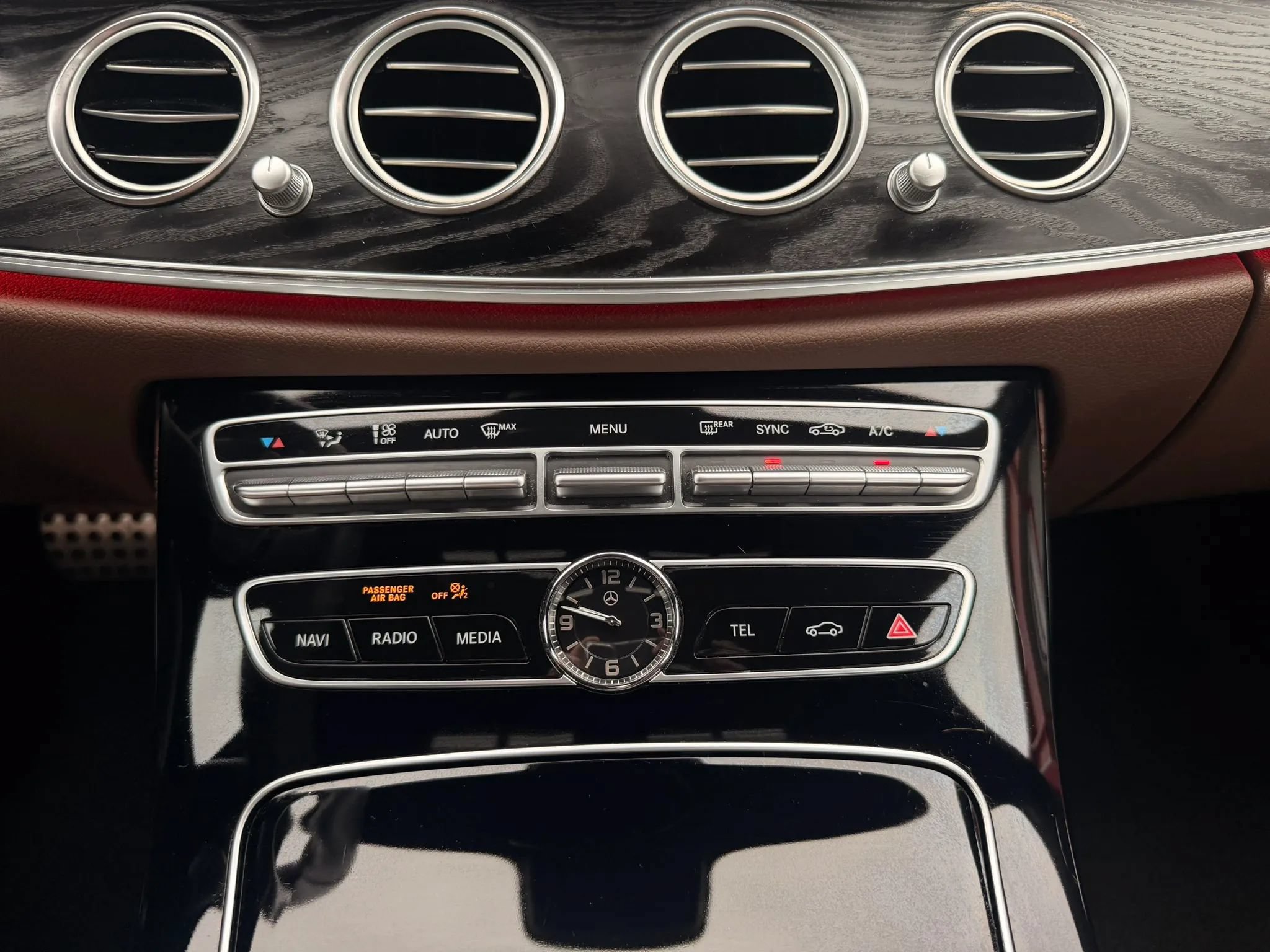 Used 2017 Mercedes-Benz E 43 AMG 4MATIC Sedan image 23